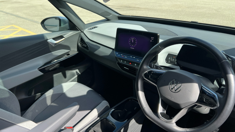 Volkswagen ID.3 150kW Family Pro Performance 58kWh 5dr Auto Electric Hatchback